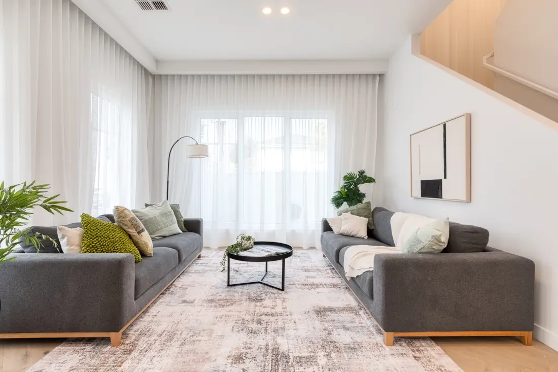 Glazing connecting indoors to outdoors