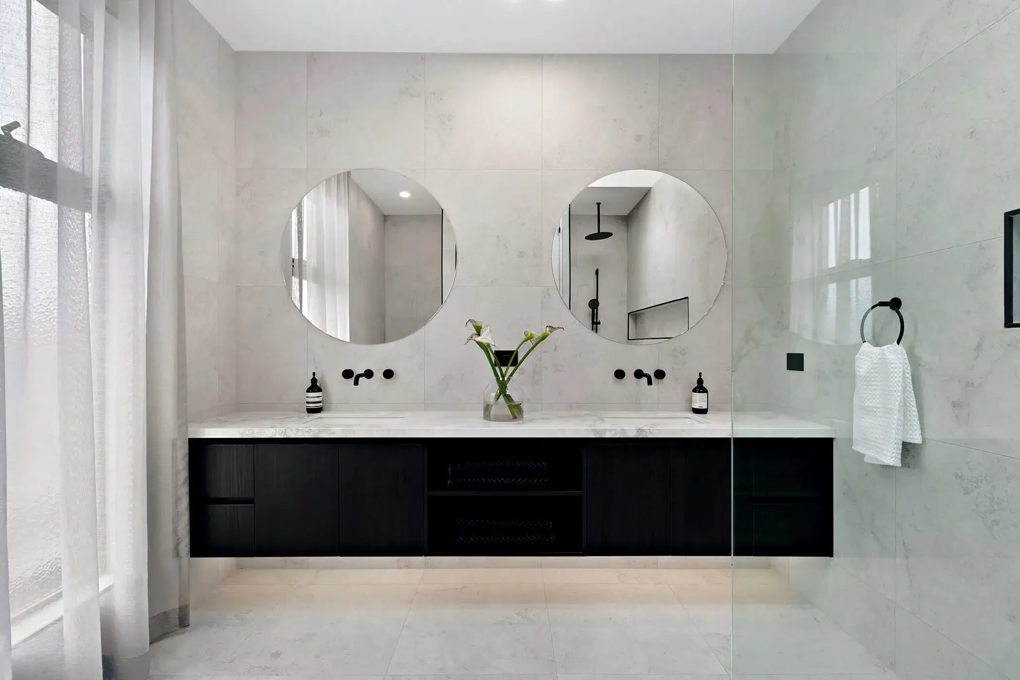 Master Suite Custom Walk In Robe