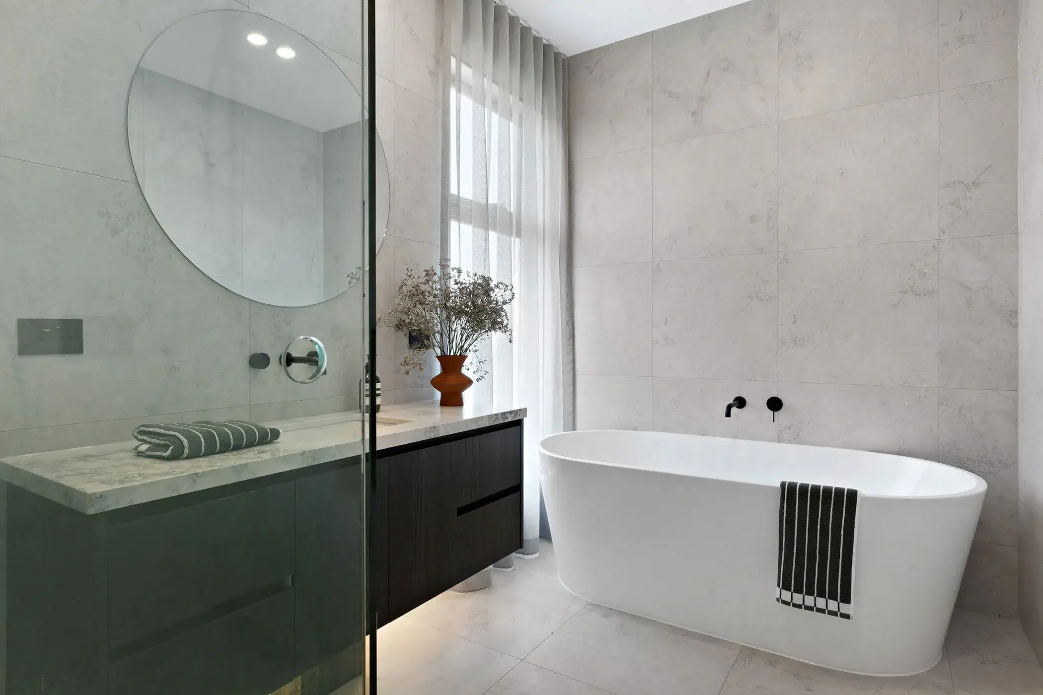 Luxury Master Ensuite Bathroom
